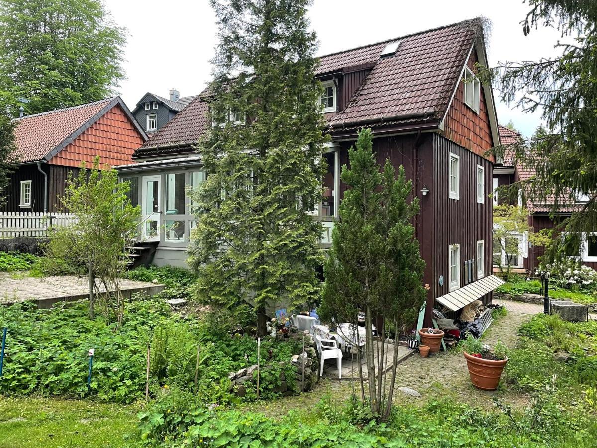 Liebevoll Eingerichtetes Ferienhaus Mit Grossem Garten Clausthal-Zellerfeld Luaran gambar